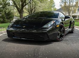 Rent Lamborghini Gallardo